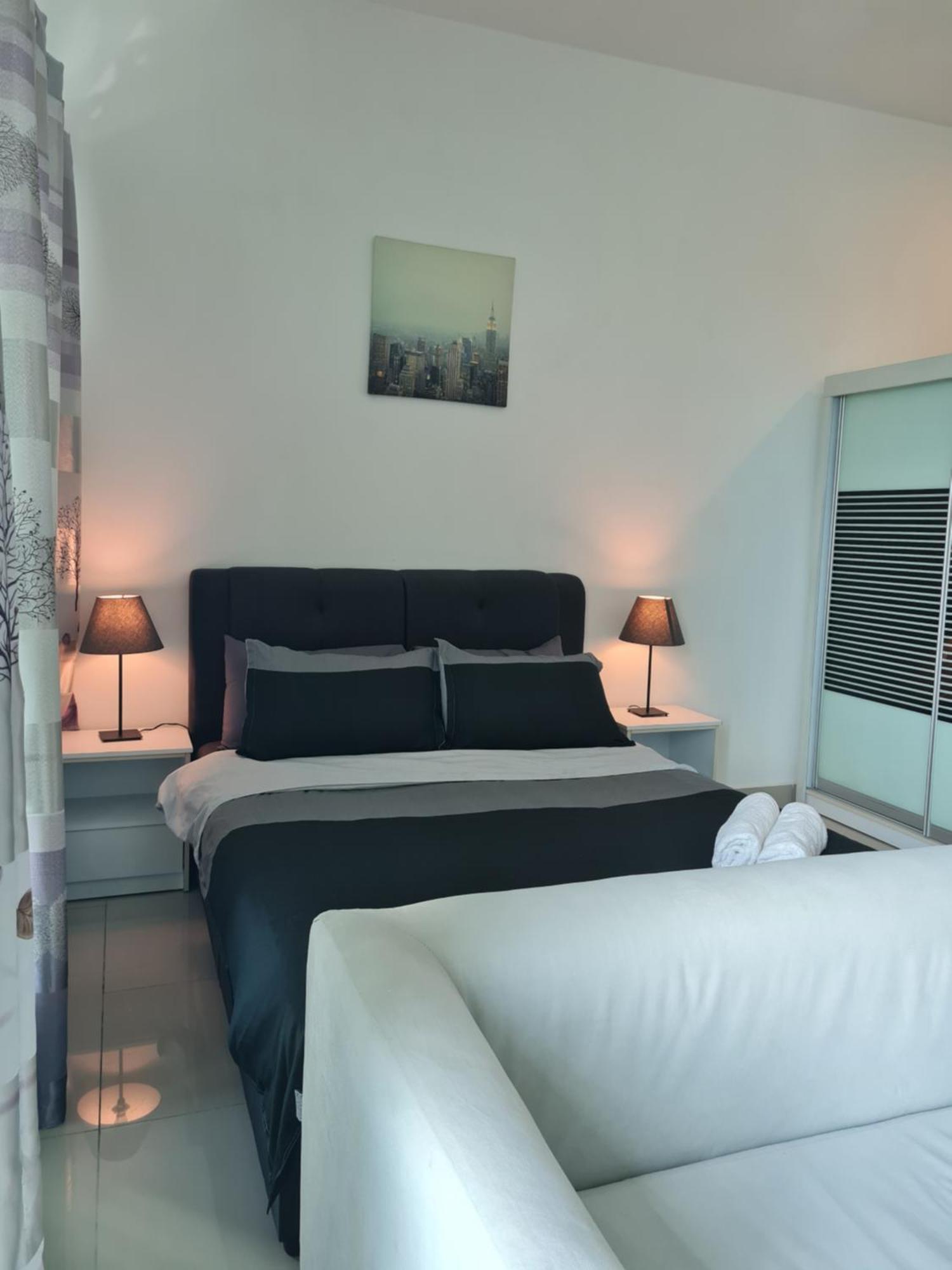 Ferienwohnung Hideaway At Cybersquare Cyberjaya Exterior foto