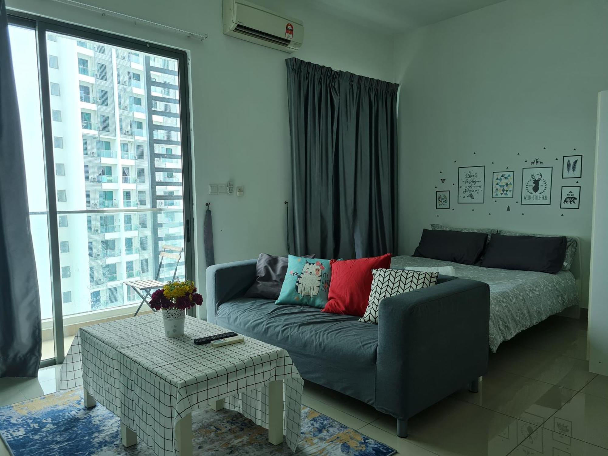 Ferienwohnung Hideaway At Cybersquare Cyberjaya Exterior foto